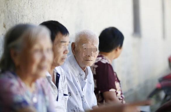 青山湖区养老院看看老人们的真实生活